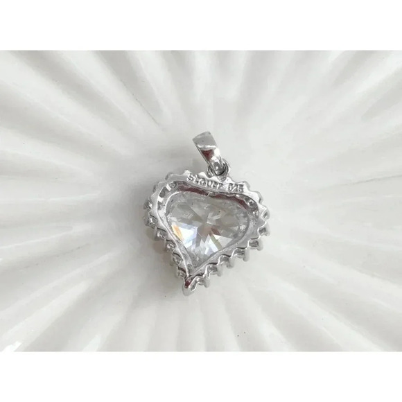 Stauer Signed Vintage Sterling Silver Heart Shaped Cut Center Stone Pendant - Picture 3 of 8
